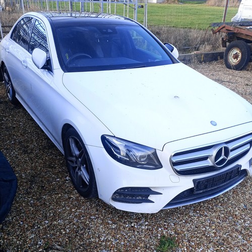 Mercedes benz class e220 - e-class,