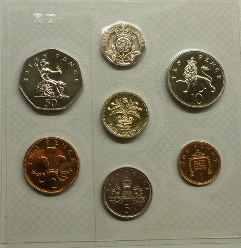 1989 near uncirculated 7 - near,