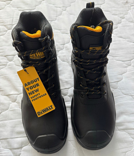 Dewalt safety work boots - dewalt, uk