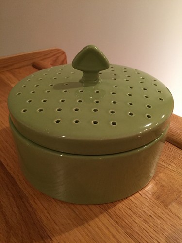Chantal ceramic pancake bread - chantal,