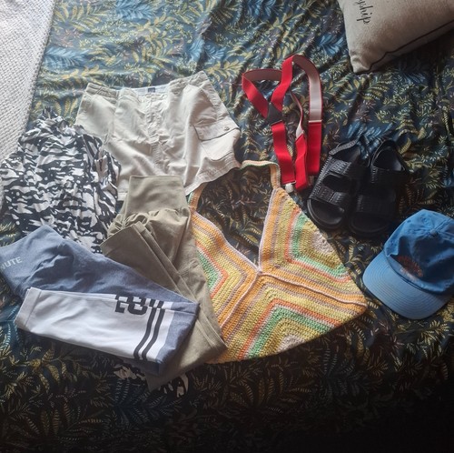 Small mixed bundle clothes - small,