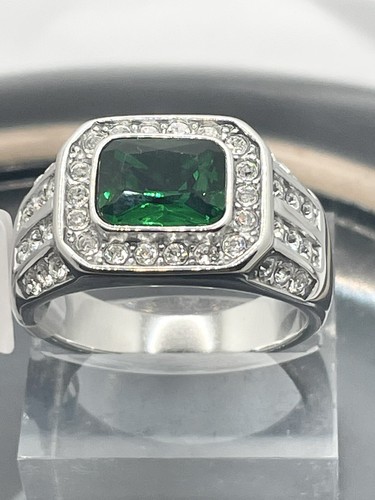 Mens signet ring emerald - ,