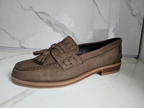 Russell bromley keeble 3 - &,