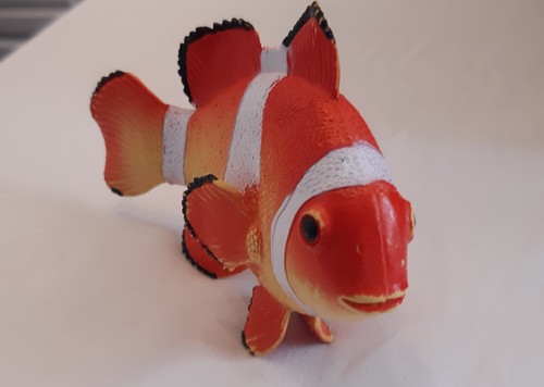 Clown fish collectable solid - fish,