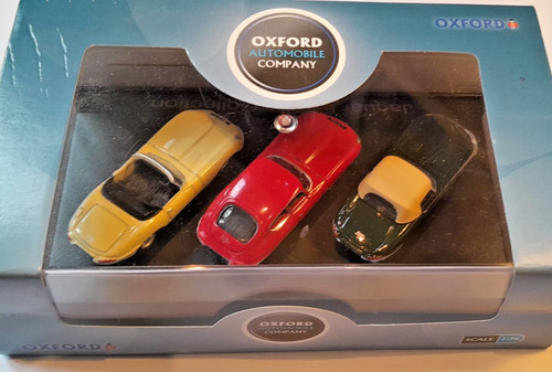 Oxford diecast jaguar type - jaguar, e