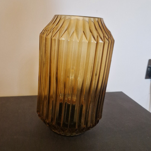 Amber ribbed pattern textured - pattern,