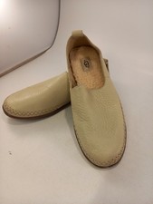 Ugg Australia Beige Leather Loafers Slippers Flat Slip On Size 4.5 Ex con
