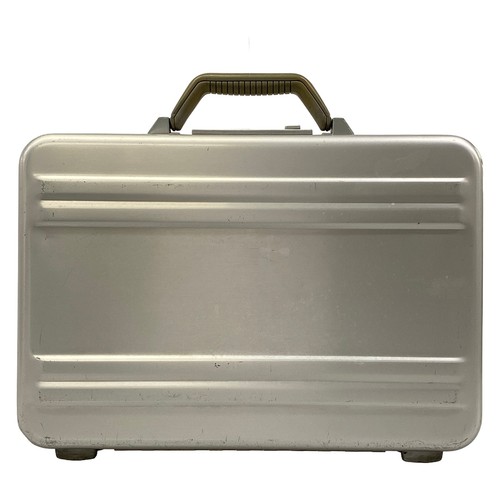 Zero halliburton silver - halliburton,