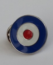 MOD TARGET ENAMEL LAPEL PIN BADGE CAP BADGE