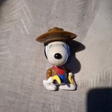 Vintage 1999 happy meal snoopy