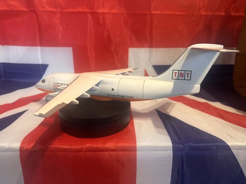 Scale bae 146 - 146, space