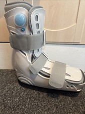 Offloading Air Walker Boot