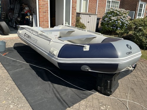 Inflatable boat comes - inflatable,