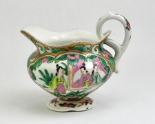 ANTIQUE CHINESE FAMILLE ROSE