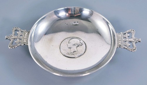 Antique queen victoria diamond - queen,