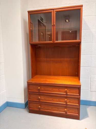 Plan wall unit with glazed - g,