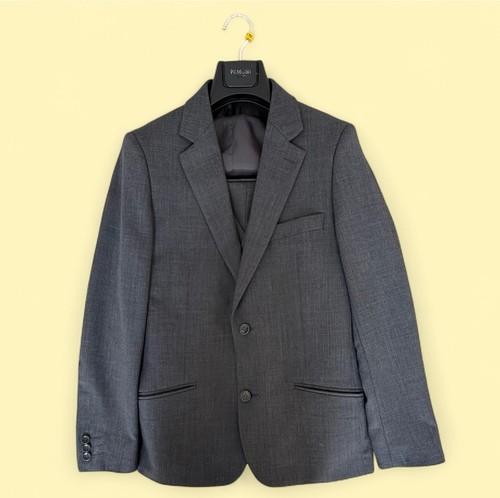 Italian suit company tailored - company,