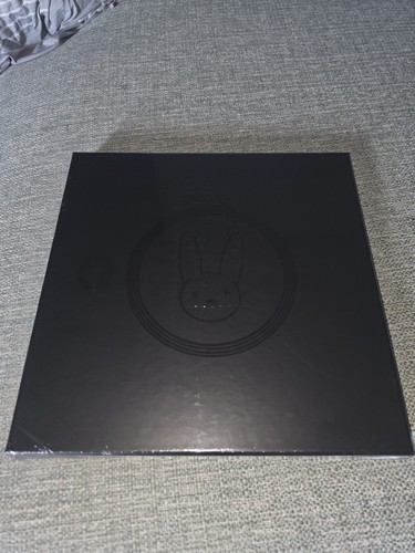 Bad bunnyanniversary trilogy - bunnyanniversary,