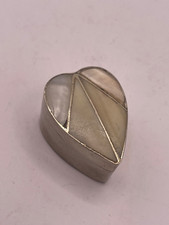 Pillbox Vintage Heart shaped