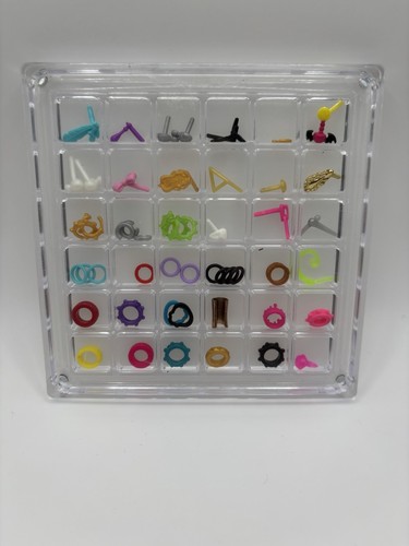 Monster high doll earrings - -,
