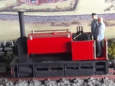 RED OO9 009 Hunslet quarry Narrow Gauge Loco On Brand New KATO 109 chassis