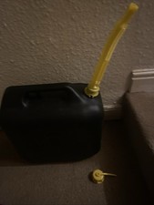 20L  BLACK PLASTIC FUEL JERRY CAN PETROL DIESEL WATER 10 LITRE WITH SPOUT BN