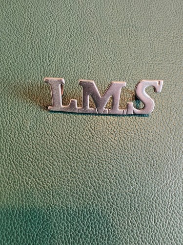 Lms original railway cap badge - lms,