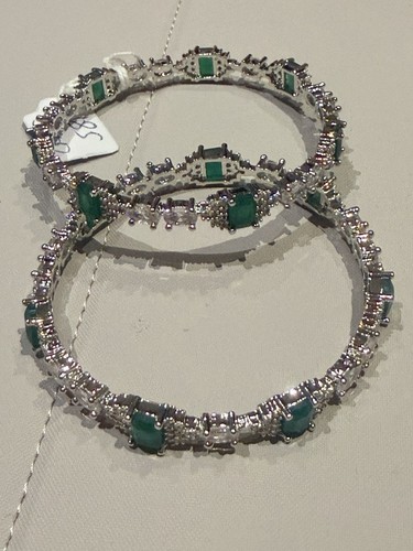 Beautiful emerald bangles - ,