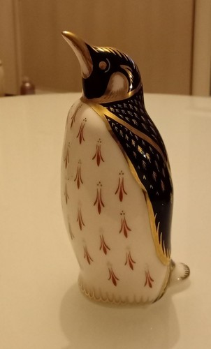 Royal crown derby penguin bird - penguin,