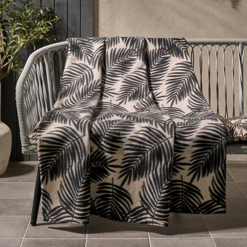Palm leaf throw over - over, bed
