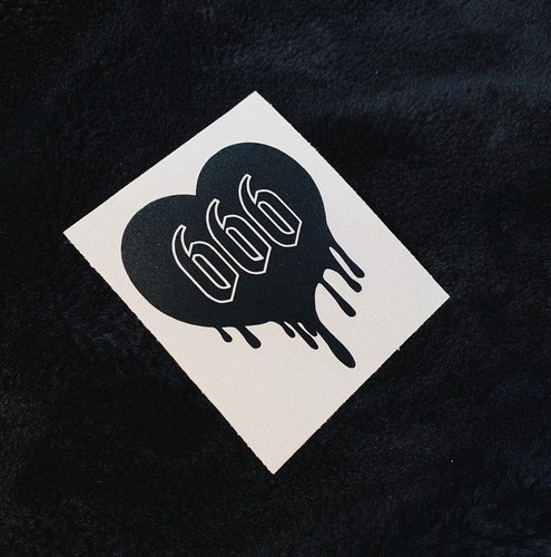 666 dripping heart gloss - heart,