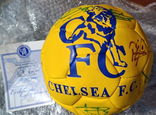 Chelsea signed football 1st - chelsea,