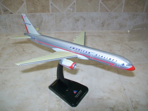 Hogan wings american - american, airlines