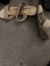 Pavers Size 5 Gold Sandles