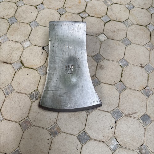 5lbs axe head - 2.5lbs,