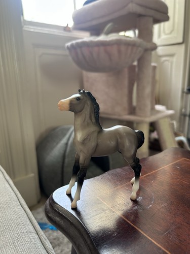 Breyer classic mesteno grullo - mesteno,