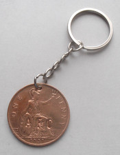 Aveley keyring 1927 - aveley, penny