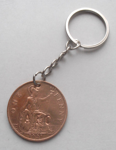 Aveley keyring 1927 penny - keyring,