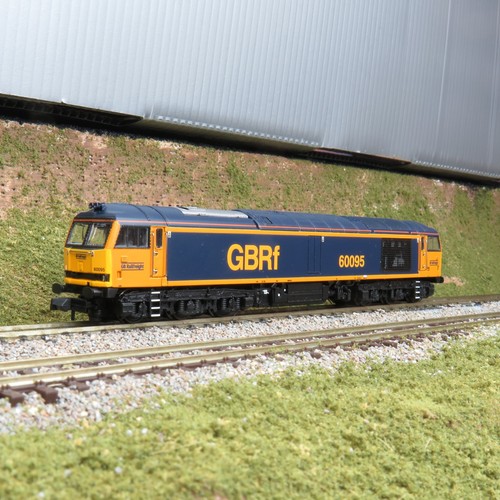 Graham farish 371 360sf - graham, n