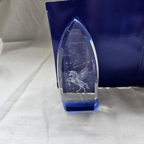 Unicorn engraved glass - 3d,
