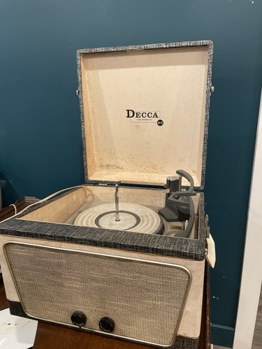 Tested working decca the perry - working,