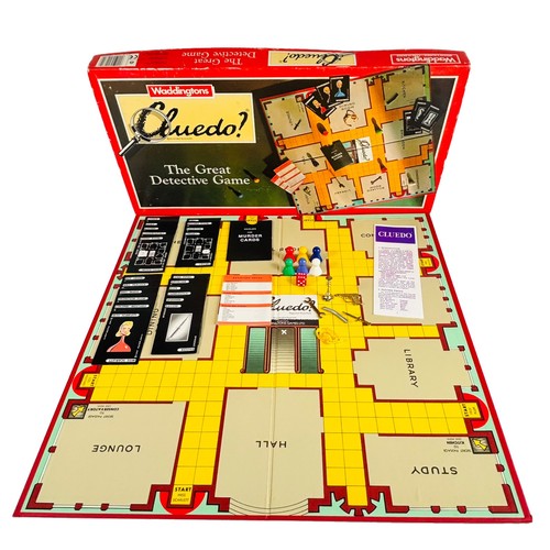 Waddingtons cluedo board game - waddingtons,
