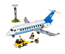 LEGO City 3181 Passenger Plane Retired (2012) 100% Complete Mini Figures