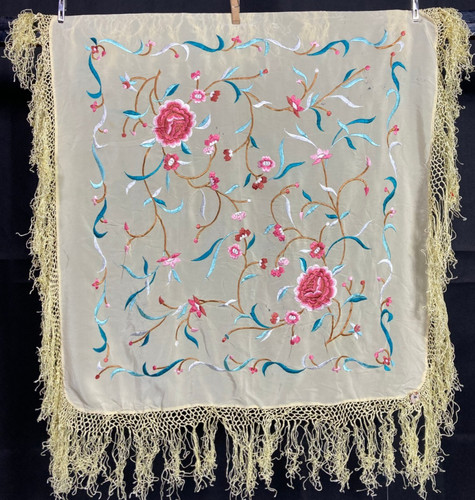 Vintage silk hand embroidered - vintage,