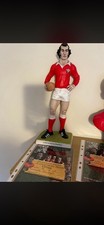 Sir Gareth Edwards 16 Inch