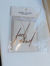 NEW RIVER ISLAND GOLD TONE CHAIN NECKLACE & ROUND PENDANT WITH CUBIC ZIRCONIA