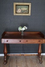 Victorian Wash Stand With Drawers 