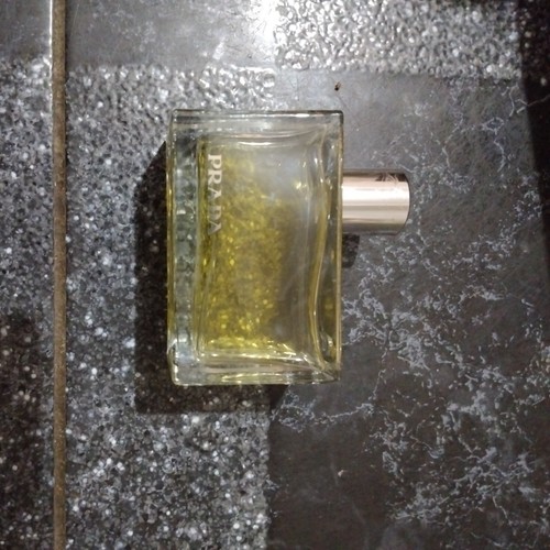 Prada eau ambrée de - l’eau,