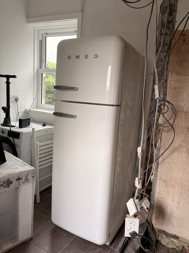 Smeg fridge freezer right hand - fridge,