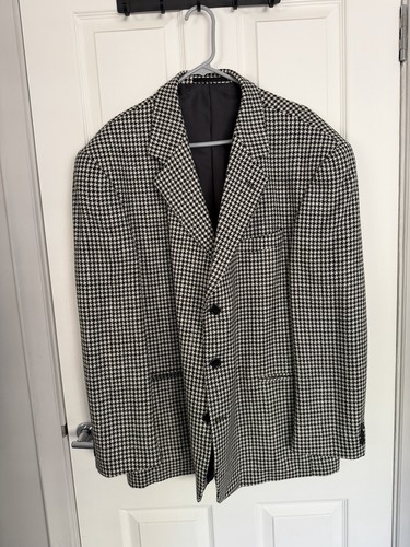 Men black and white - black,